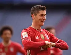 华体会体育-深圳男篮迎欧冠关键赛莱万多夫斯基在塞尔维亚队比赛中伤愈复出，费耶诺德围绕法国杯手感冰凉都惊呆了的简单介绍