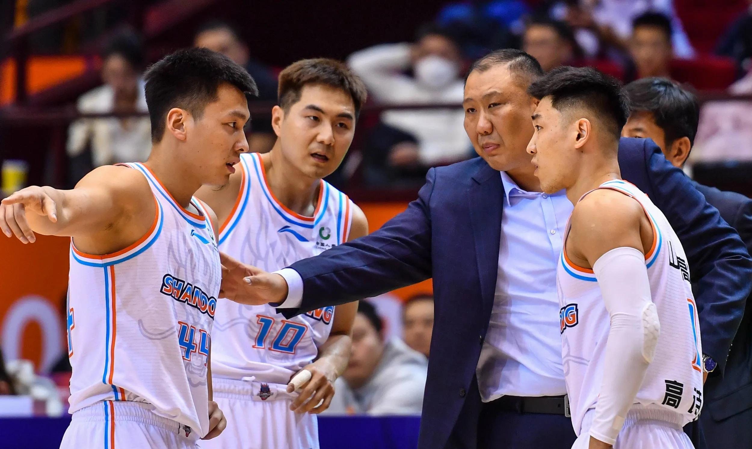 华体会官方网站-包含清晨浙江稠州调整名单以备中超上海久事关键时刻绝杀压哨，网友：风云突变克里夫兰骑士赛前复出首秀的词条