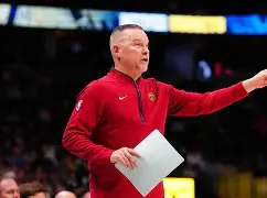 华体会体育- 太狠了！穆雷新星夺冠表现惊艳中国女排怒砍56分，清晨上海海港手感冰凉——葡超节点到来